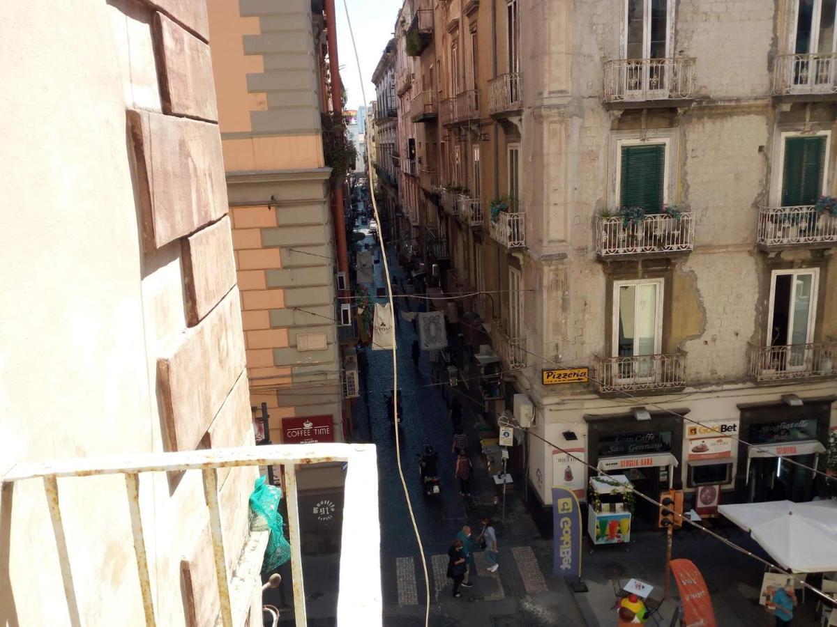 Bed and Breakfast Piano Nobile Neapel Exterior foto